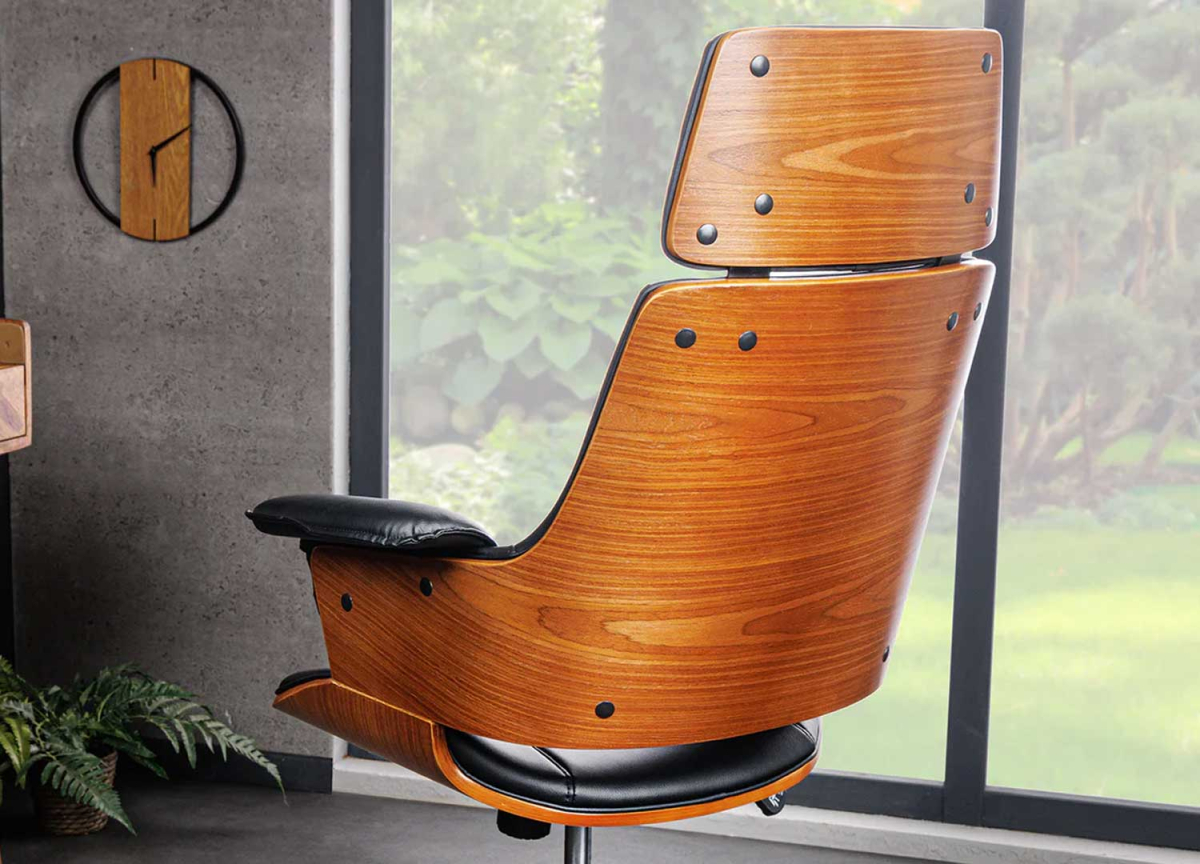 Chaise de bureau similicuir / bois de noyer