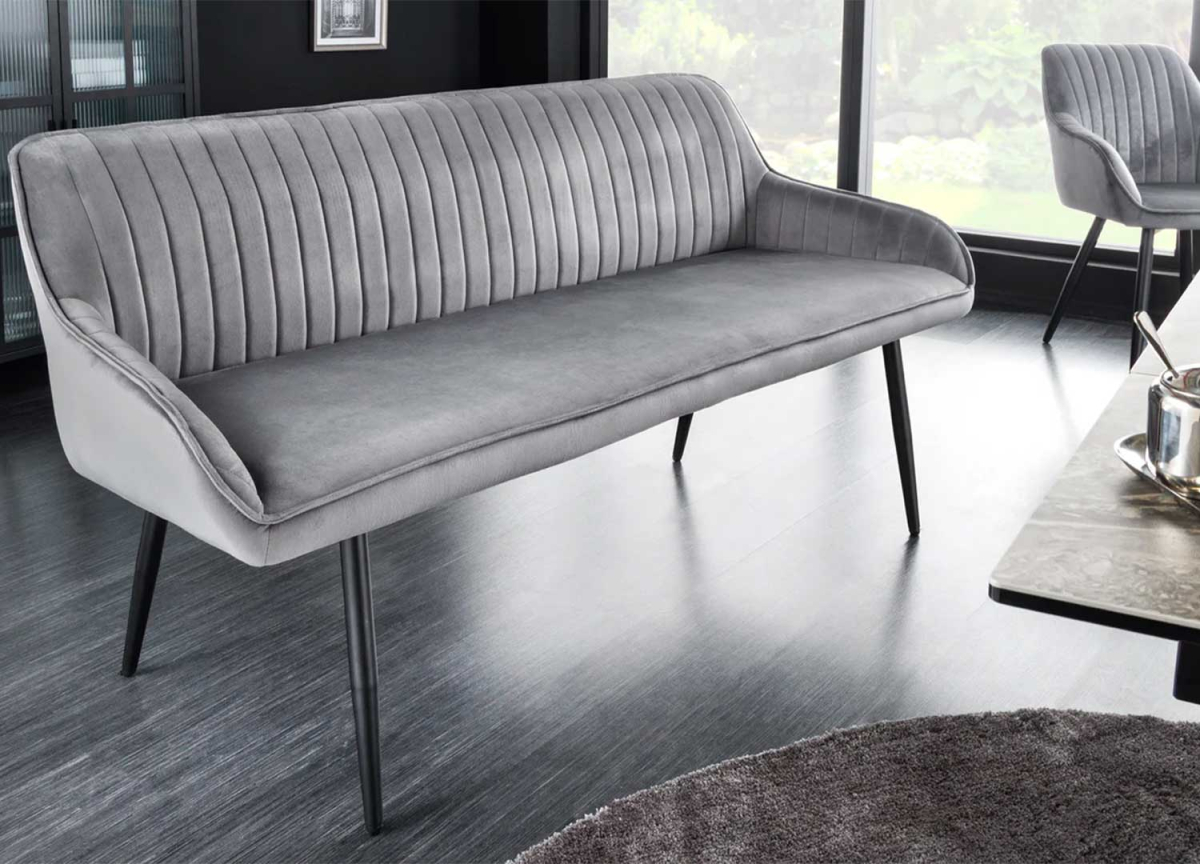 Banquette rembourrée avec accoudoirs et dossier en velours gris