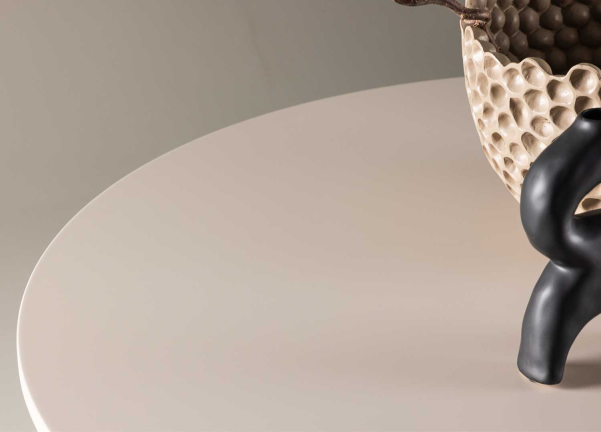 Table à Manger Ronde 110 cm Laquée Beige Mate