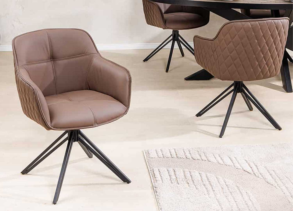 Chaise design en cuir véritable marron