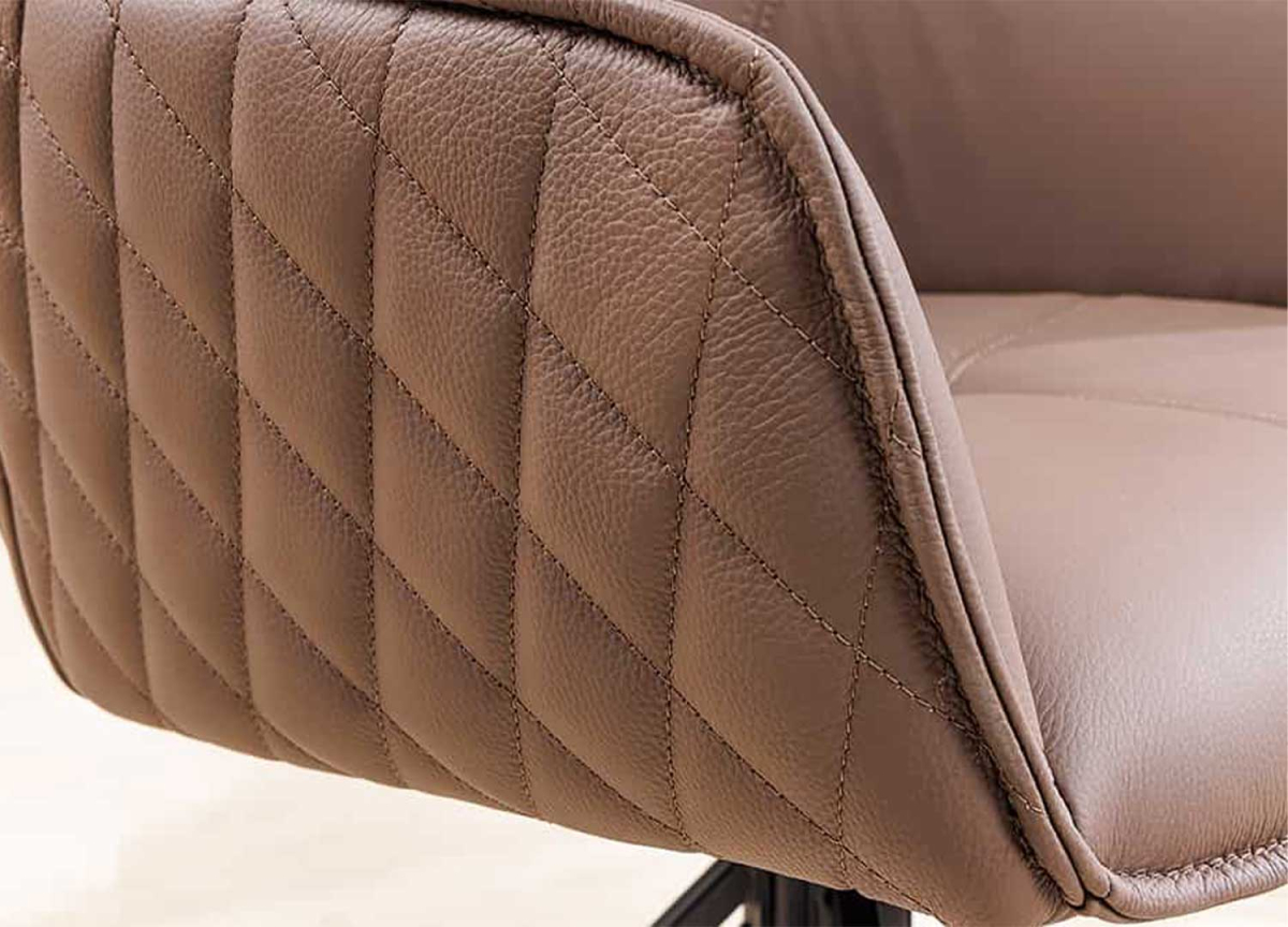 Chaises en Cuir Marron Véritable - Assises Pivotantes