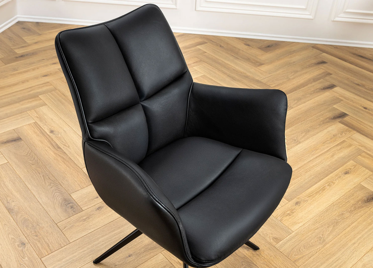 Fauteuil moderne en cuir véritable noir avec pieds en métal
