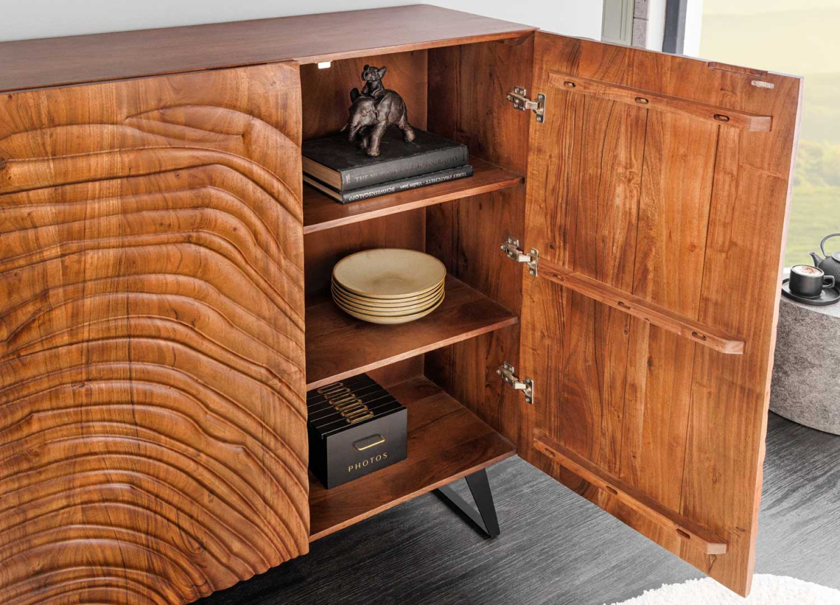 Buffet moderne en acacia et métal