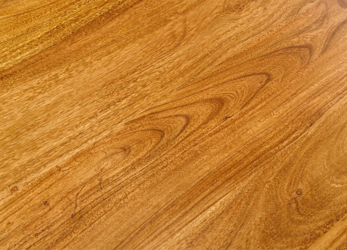 Table à Manger Contemporaine en Bois Massif