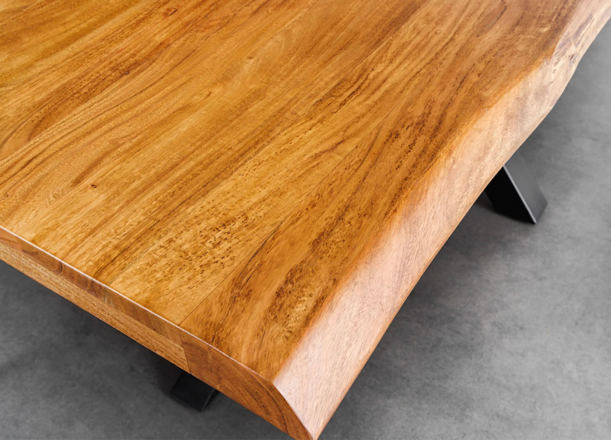 Table à Manger Contemporaine en Bois Massif