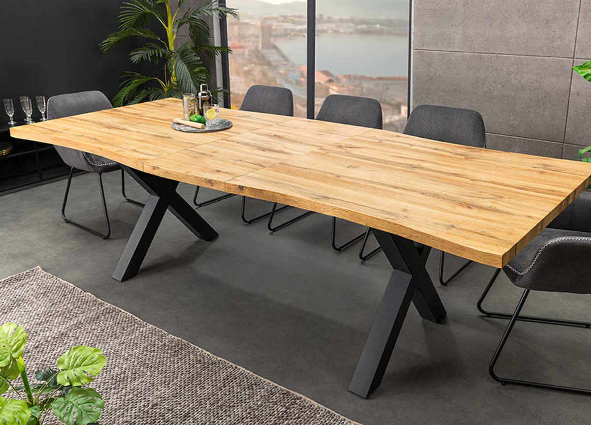 Table à manger extensible bois effet chêne et métal noir