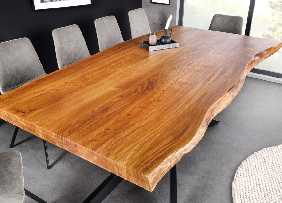 Table bois massif esprit naturel – Acacia brut et métal noir