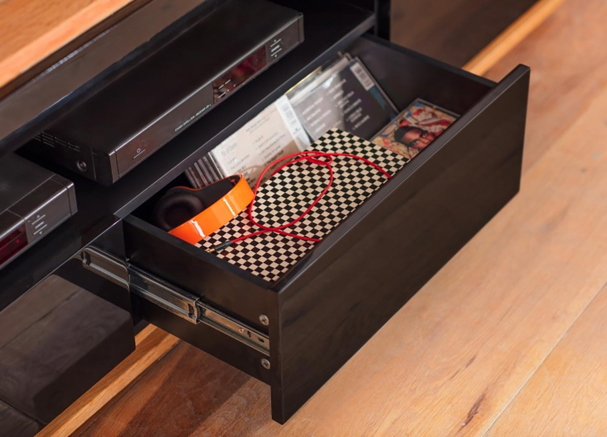 Meuble TV noir et bois design