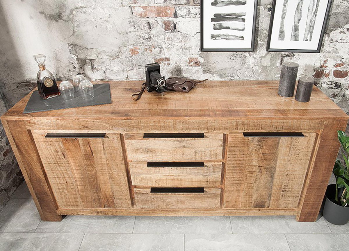 Buffet en bois massif style industriel