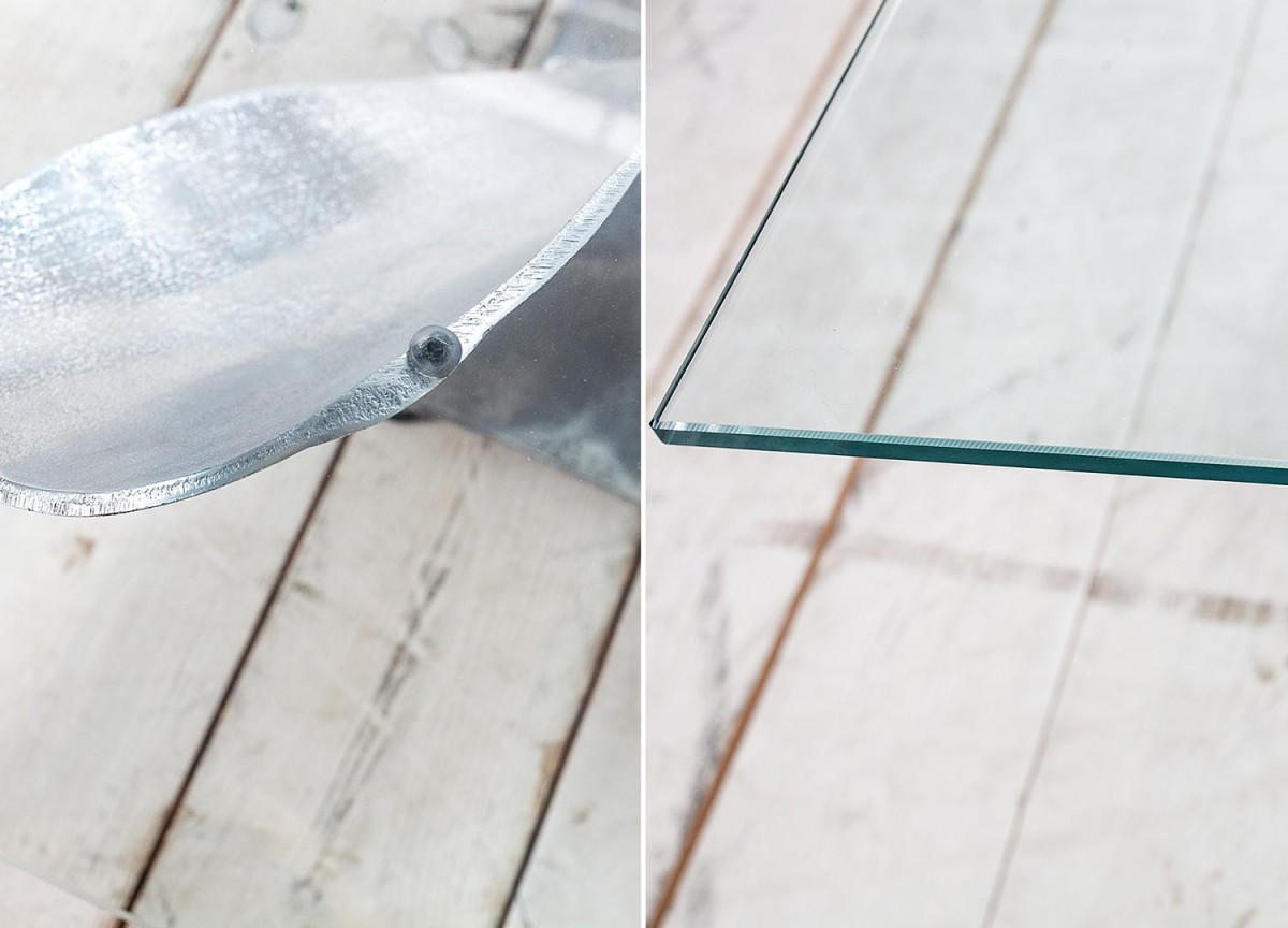 Table basse original - Verre et métal