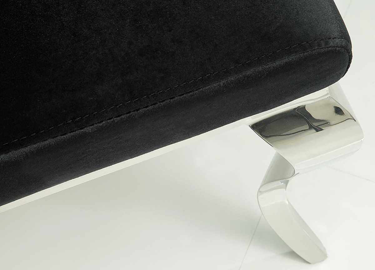 Chaises baroque velours noir et métal chromé