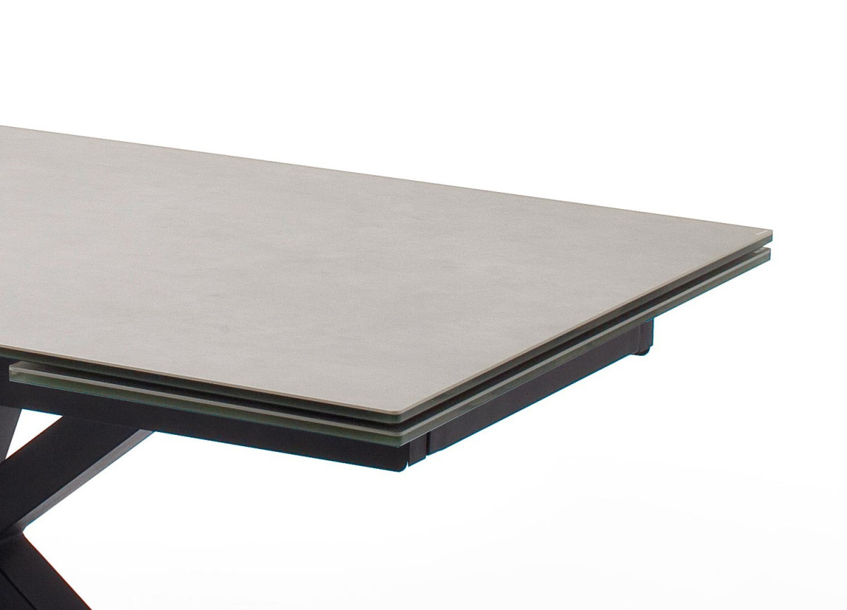 Table design en céramique et piétement métal noir design