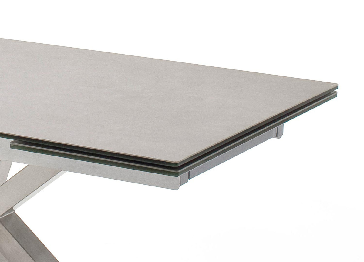 Table design en céramique et piétement métal brossé design