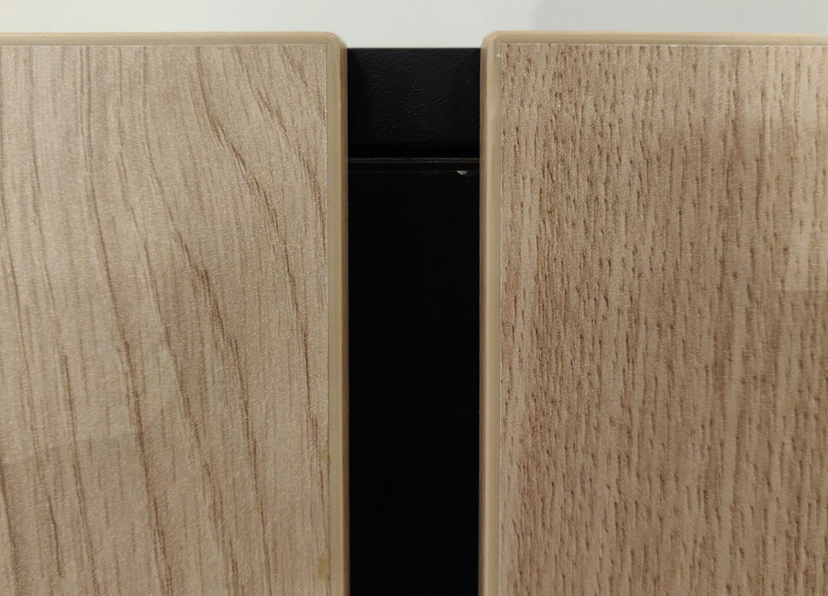 Meuble TV contemporain 3 portes décor chêne et noir ardoise