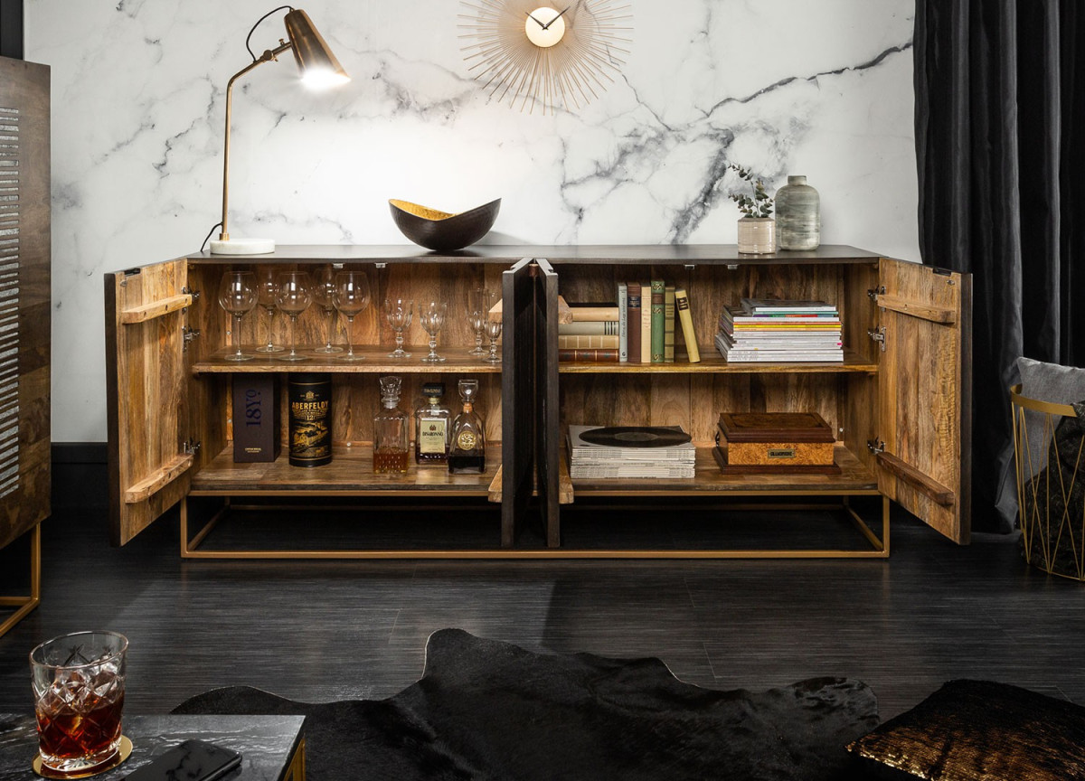 Buffet manguier et pierre d'agate