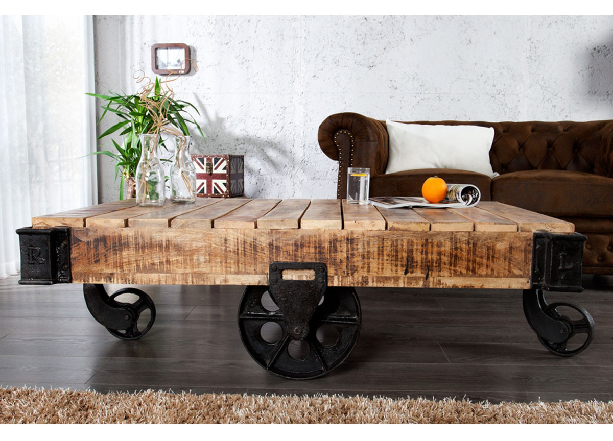 Table basse rectangulaire industrielle / manguier et métal