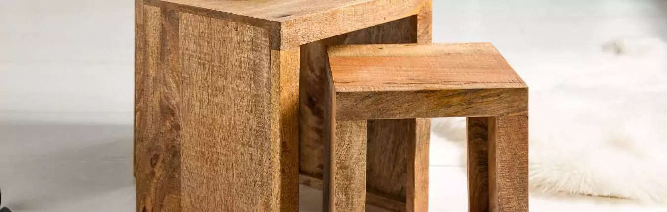 tables basses emboitables en bois massif