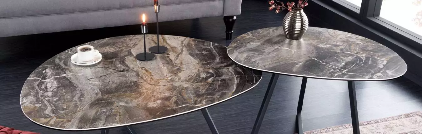 table basse design en céramique effet marbre