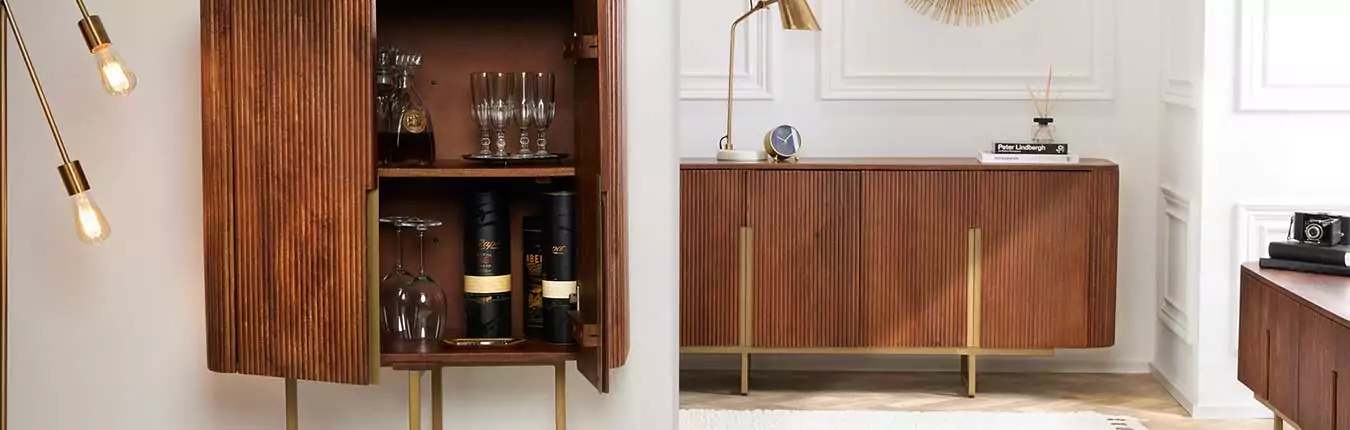 meubles style rétro en bois massif et touches dorées