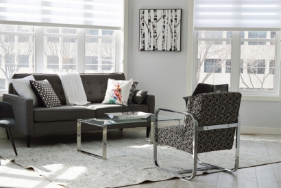 Quelles couleurs peut-on associer avec du gris ?